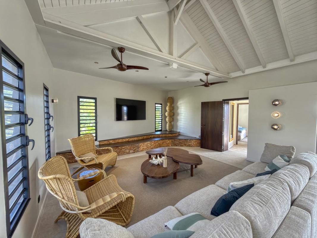 17.Location Villa piscine vue mer St François Guadeloupe_Séjour Vue mer